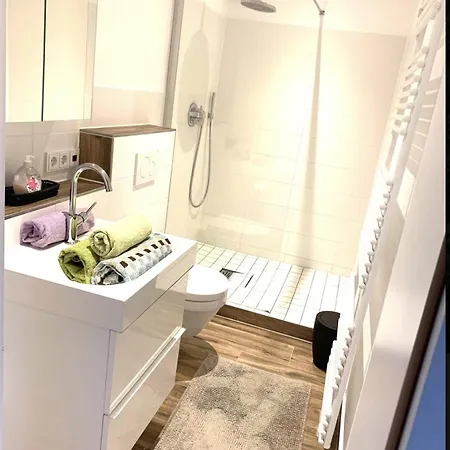 Apartment Grossartige Mit Grossem Garten In Bad Schwartau! *